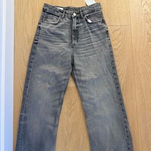 NWOT Zara high rise wide leg Jeans